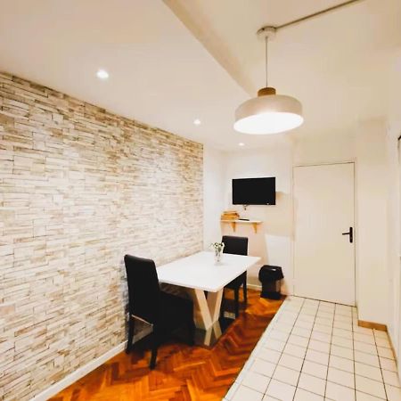 Mini-Studio Avec Kitchenette Ou Chambre Confort Avec Frigo Et Tv - Parking En Option Sur Resa ! Chaville Zewnętrze zdjęcie