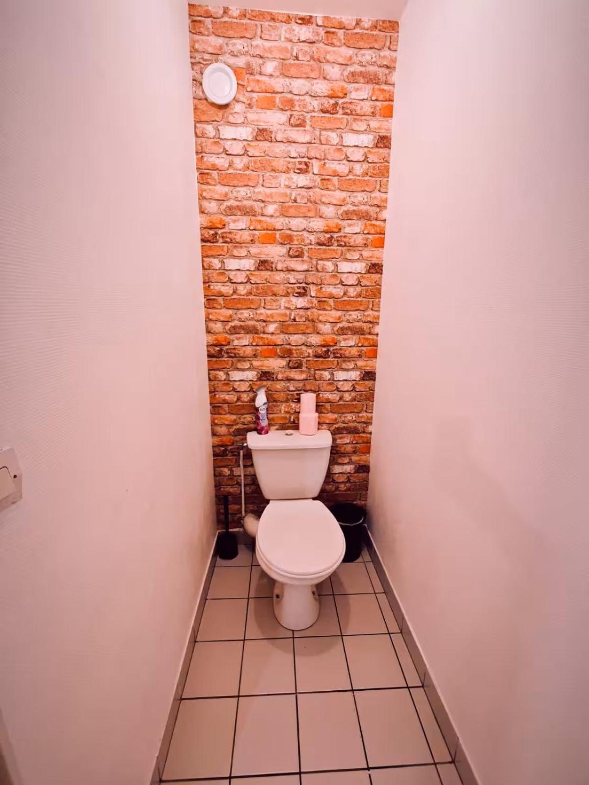 Mini-Studio Avec Kitchenette Ou Chambre Confort Avec Frigo Et Tv - Parking En Option Sur Resa ! Chaville Zewnętrze zdjęcie